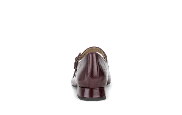 Gabor Iggy mulberry burgundy mary jane shoes, rear view.