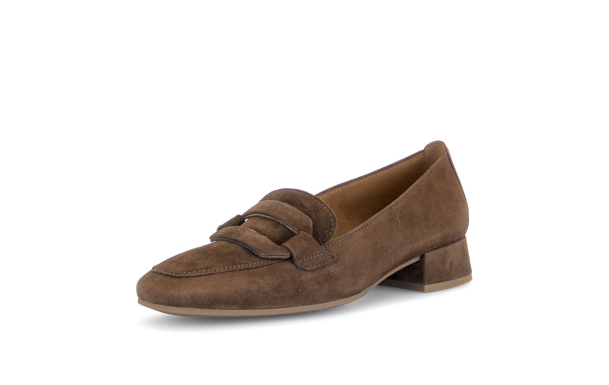 Gabor 4002.01.005 Great in cacao brown, front three-quarter view.