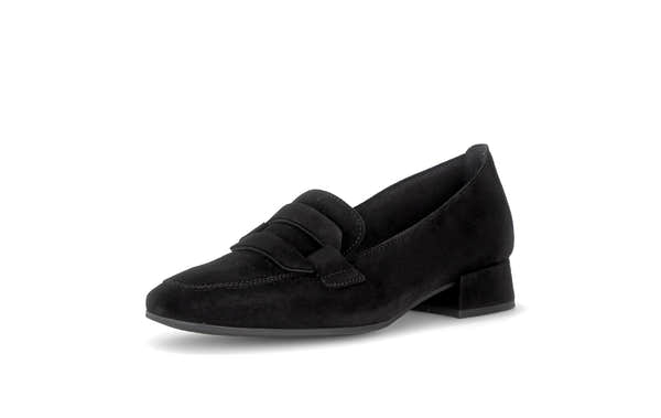 Gabor 4002.01.010 Great in black, front three-quarter view.