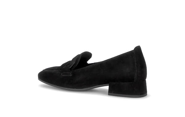 Gabor Great black loafers, rotating product angle 03.
