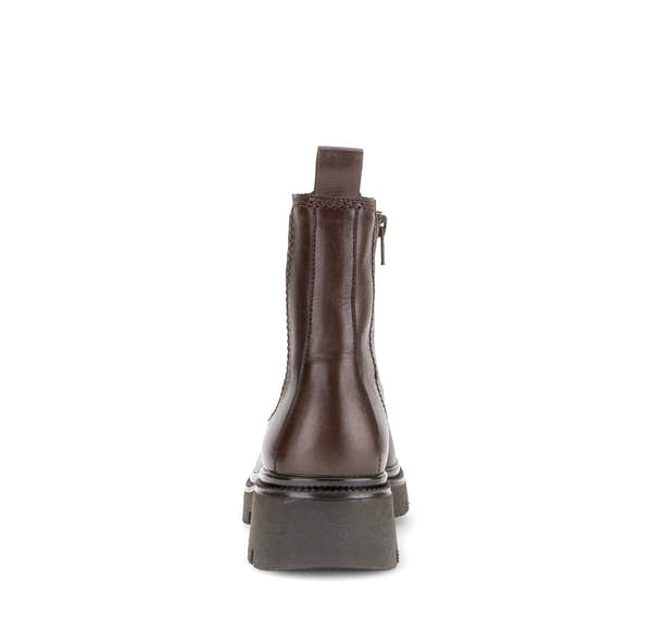 Gabor Marissa saddle tan chelsea ankle boots, rear view.