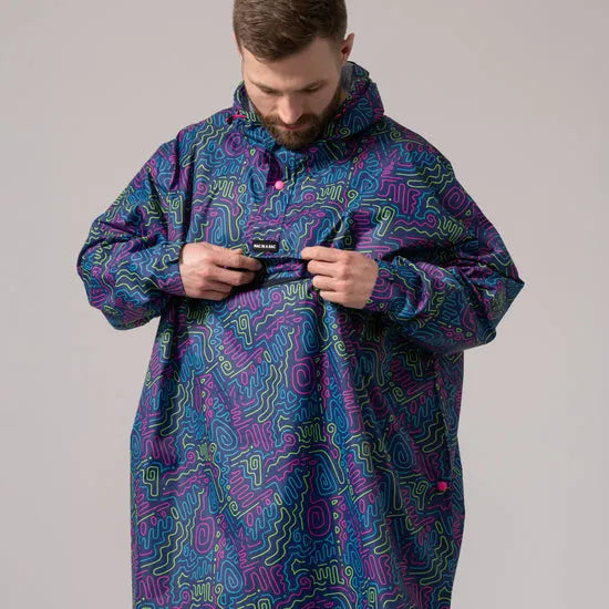 Unisex festival poncho with neon jazz abstract pattern, hood, and waterproof design. Perfect for outdoor music events and rainy days.