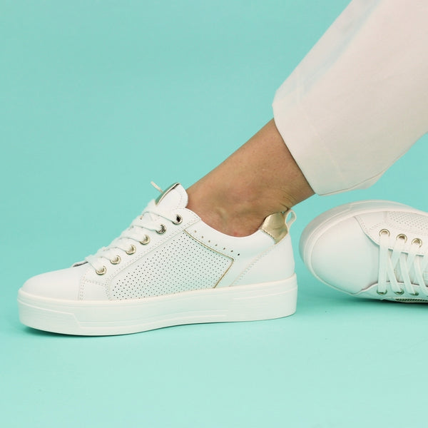 Lunar DLB042 Nia Ladies White Other Lace Up Trainers