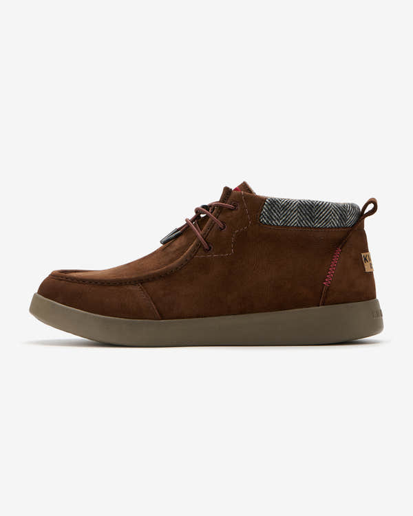 Kickback Hoogah men's chocolate leather chukka ankle boot, side view.