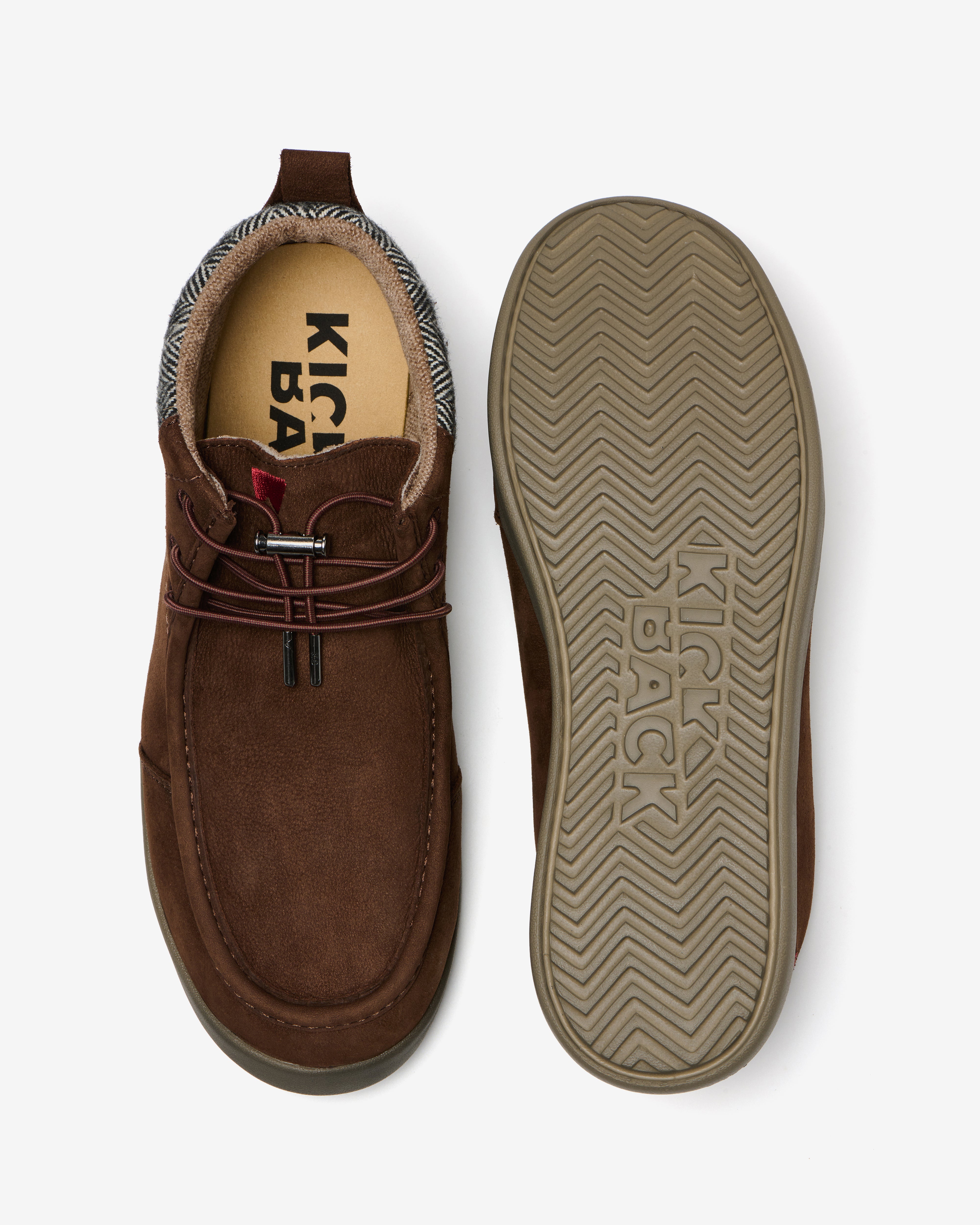 Kickback Hoogah men's chocolate leather chukka ankle boot, top and sole view.