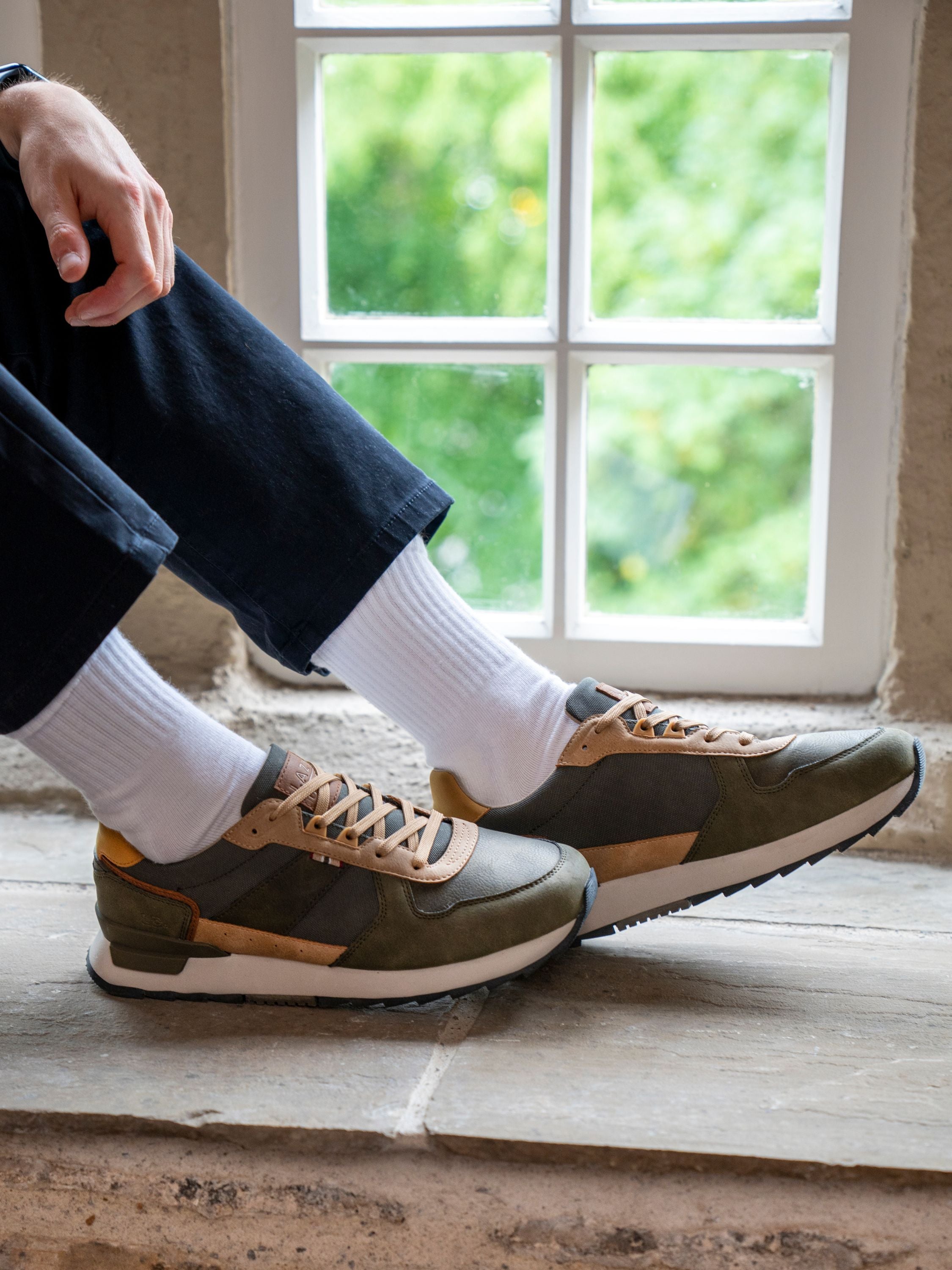 Lazy Dogs BMR006 Tommy Mens Khaki Green Lace Up Trainers, alternate product view 2.