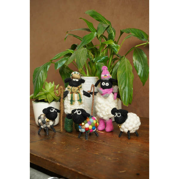 Pachamama Flat Cap Stanley, felt animal decoration; product view 6.