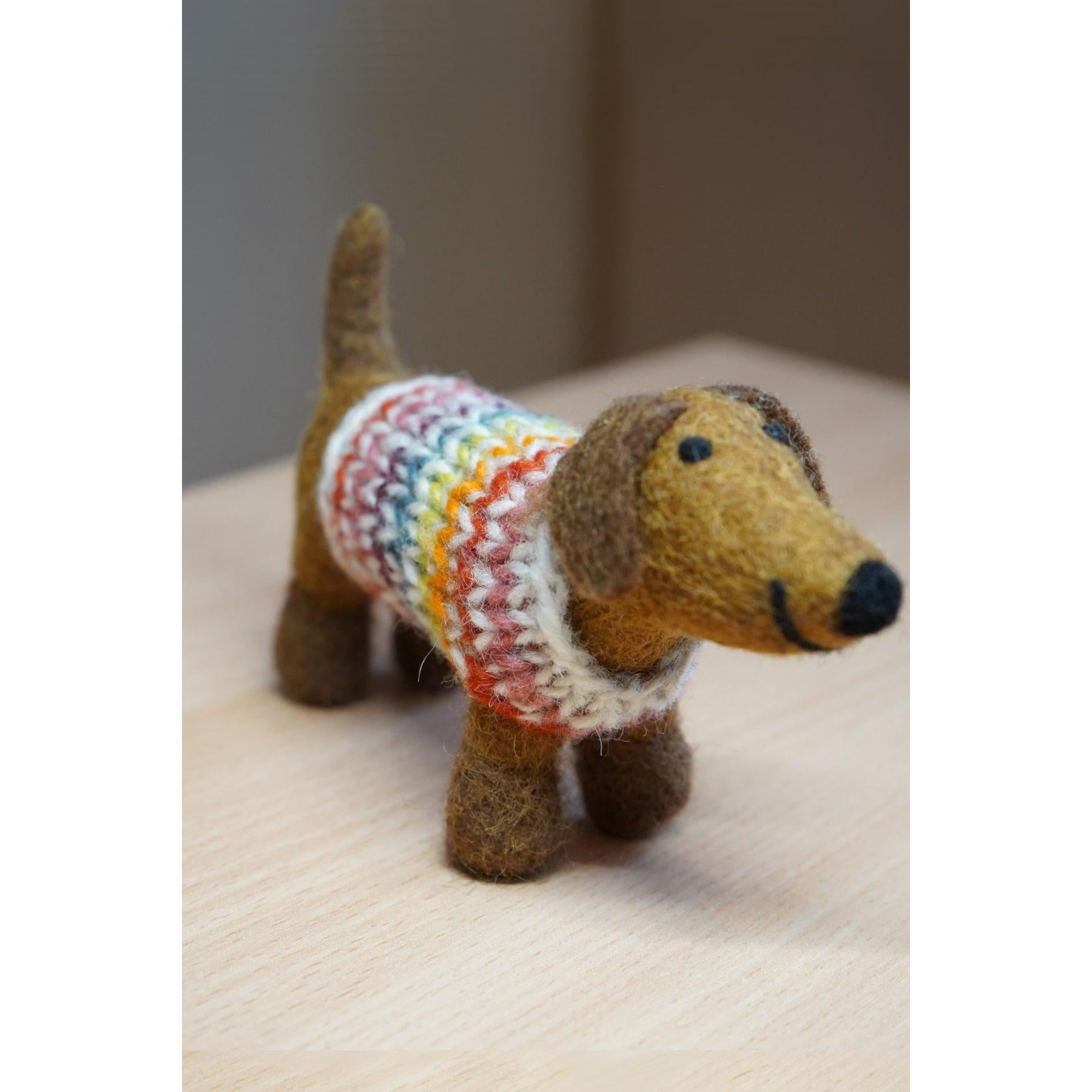 Pachamama Hoxton Harry The Dachshund, felt animal decoration; product view 3.