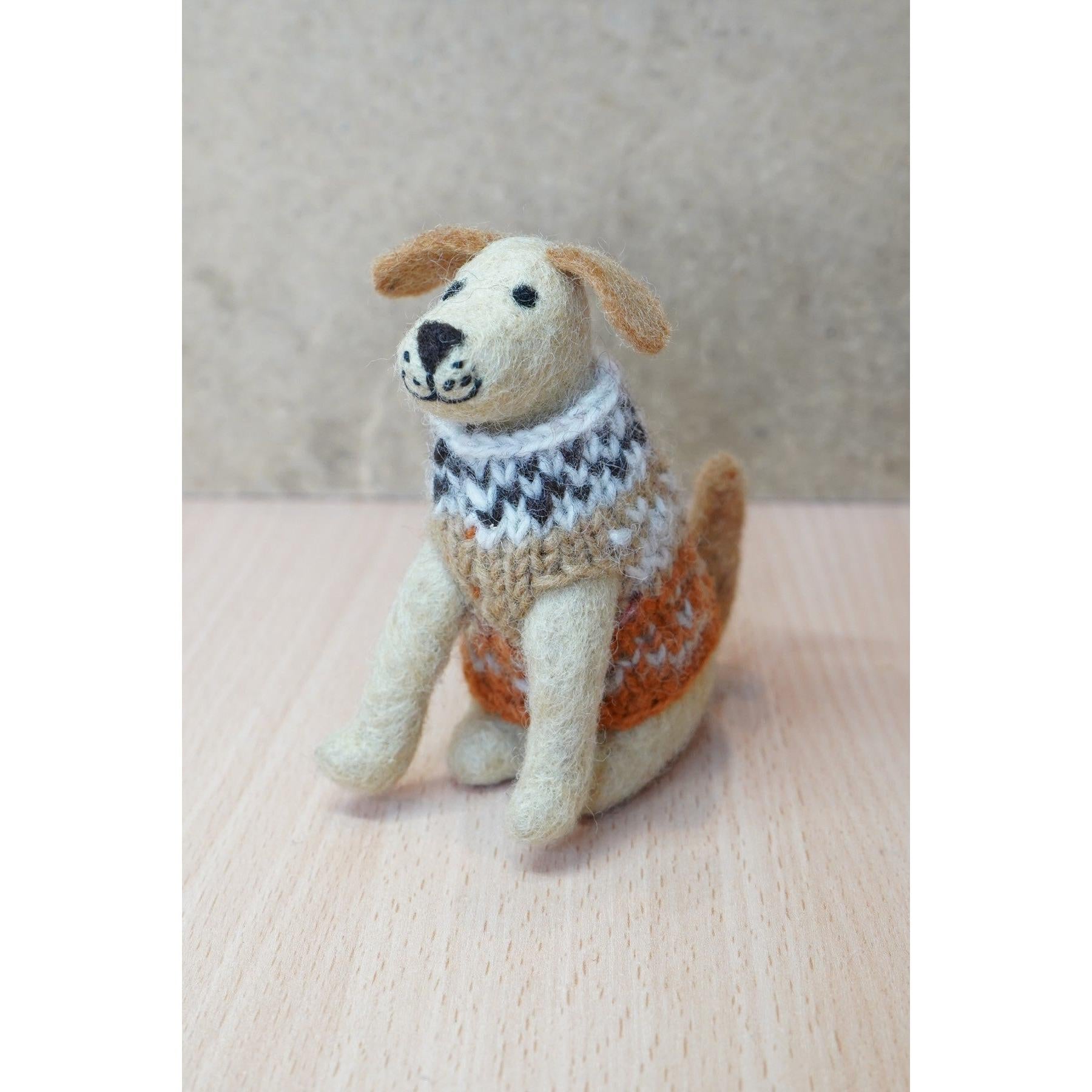 Pachamama Laura The Labrador Dog, felt animal decoration; product view 2.