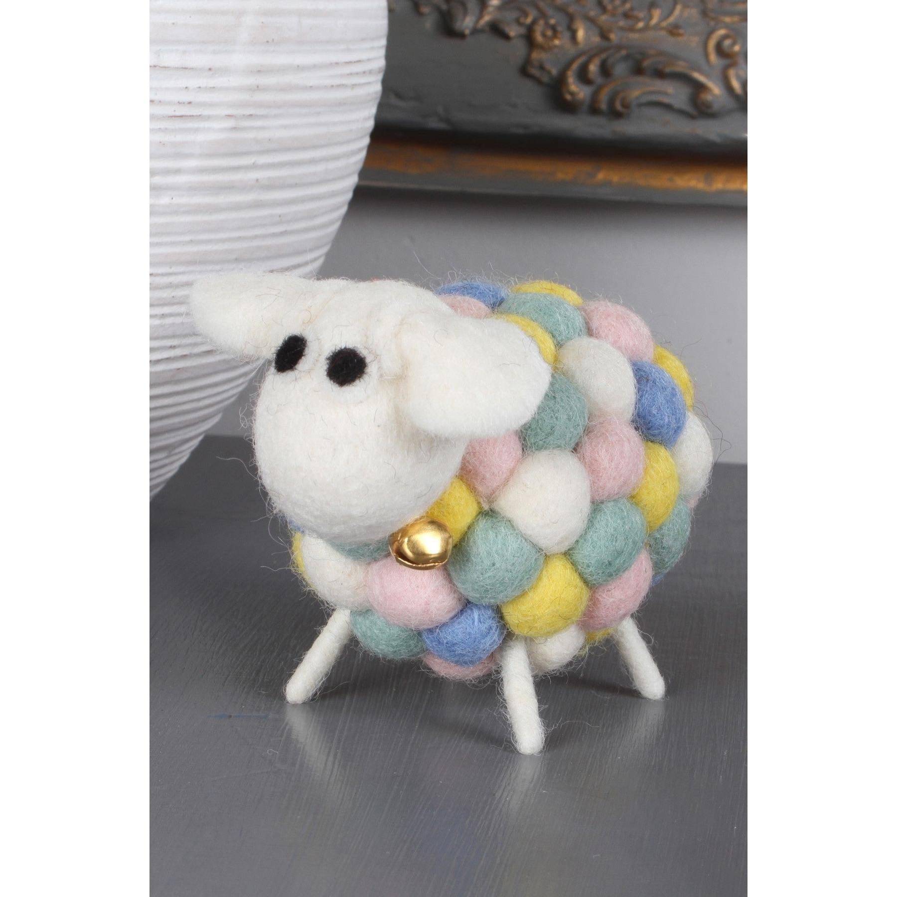 Pachamama Patricia The Pretty Lamb, felt animal decoration; product view.
