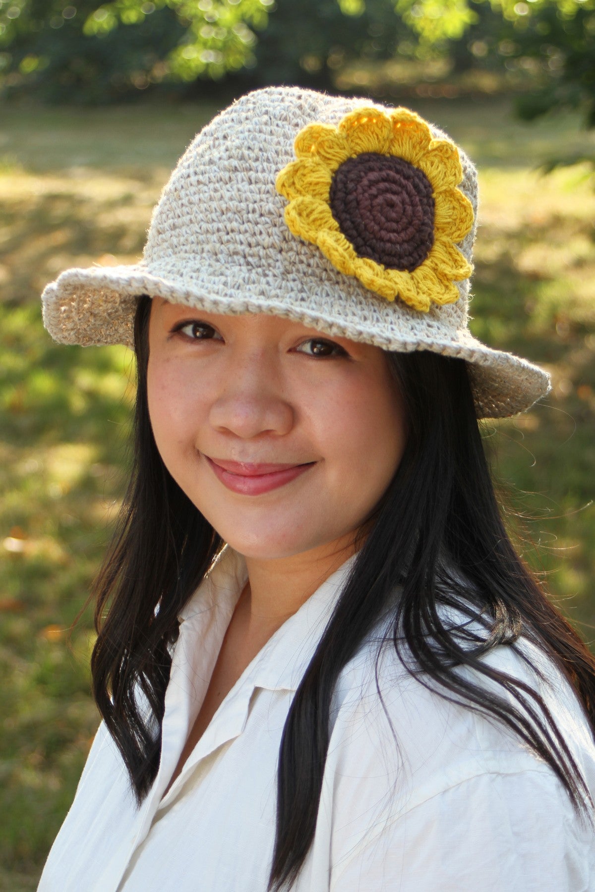 Pachamama Sunflower Hemp/Cotton Hat, crocheted cotton and hemp hat; product view 4.