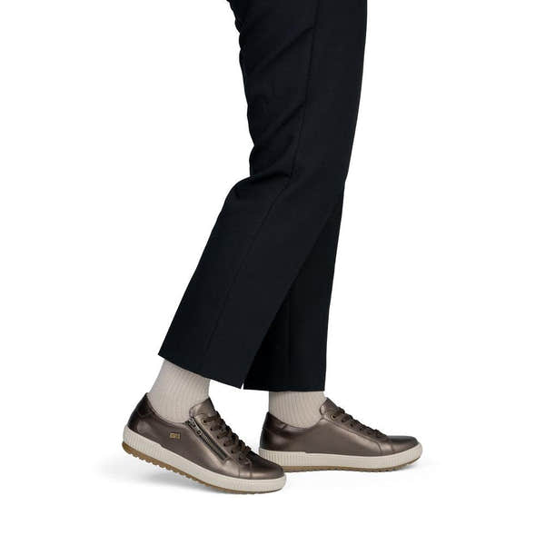 Remonte D0700-90 women's wide grey leather water resistant zip & lace shoes, on-foot lifestyle view.