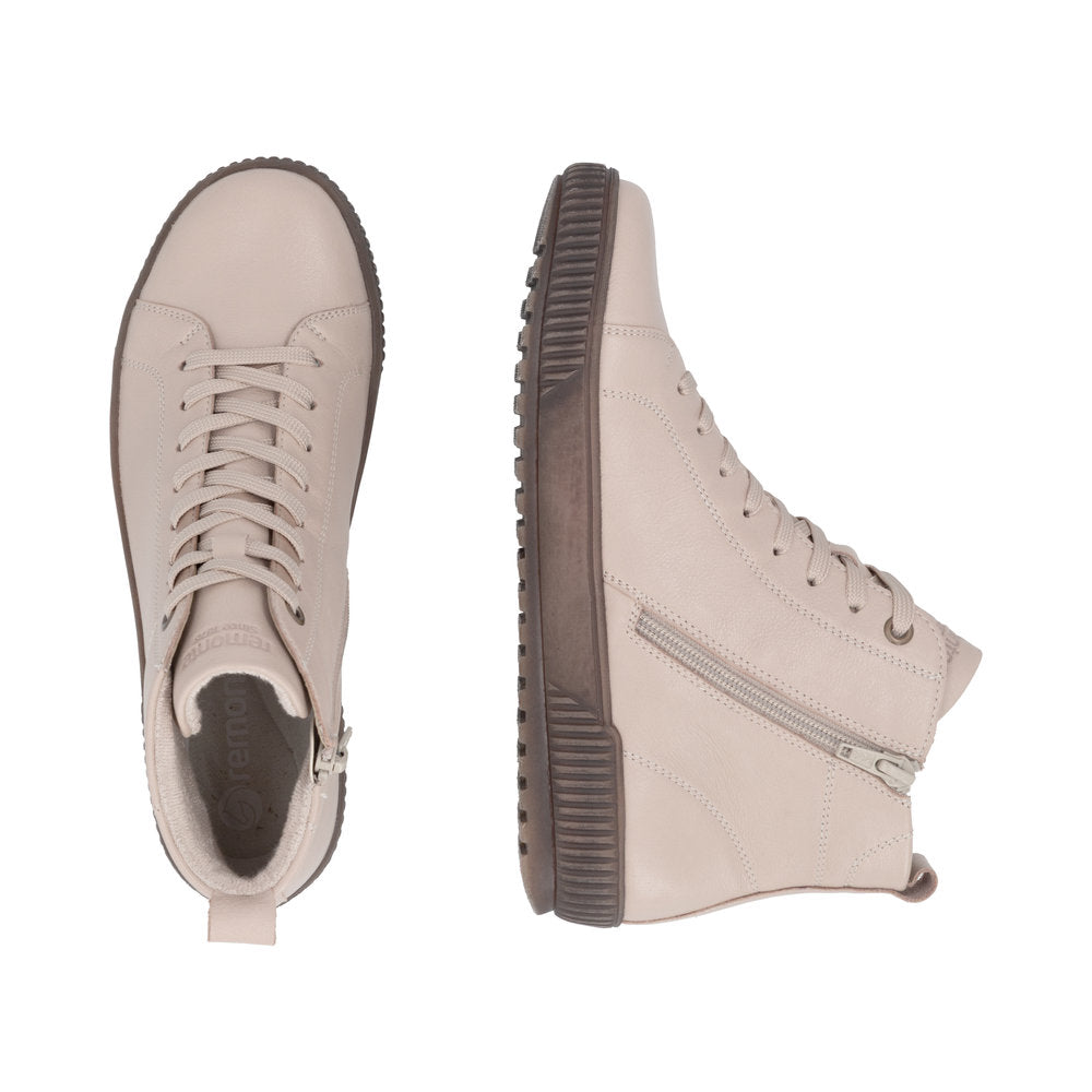 Remonte D0782-62 women's wide off white leather water resistant zip & lace ankle boots, two-angle product view.