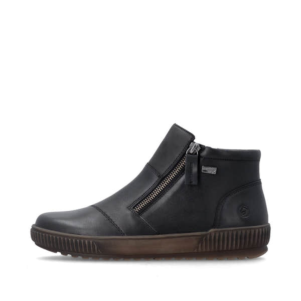 Remonte D0783-00 women's wide black leather water resistant side zip ankle boots, inner side view.