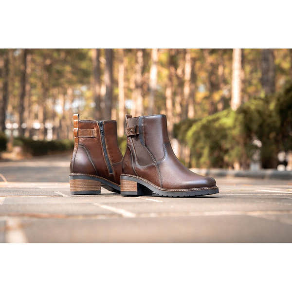 Remonte D1A82-22 women's brown leather side zip ankle boots, lifestyle view 3 of 5.
