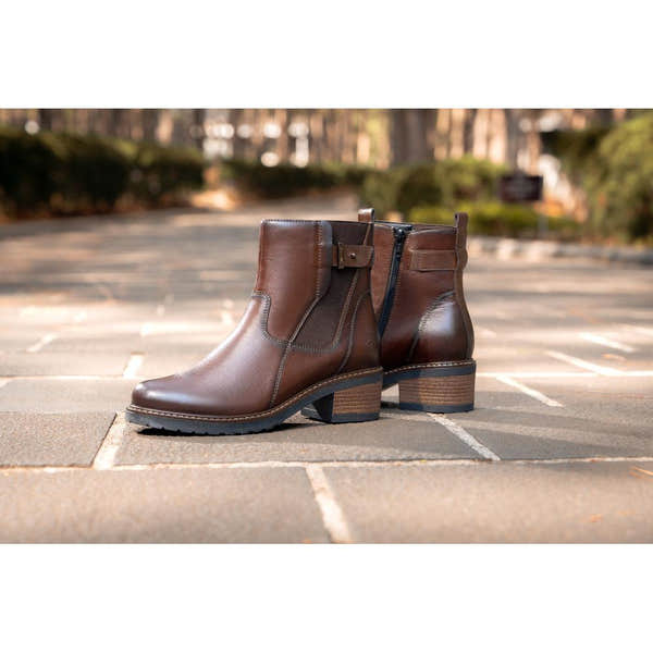 Remonte D1A82-22 women's brown leather side zip ankle boots, lifestyle view 5 of 5.