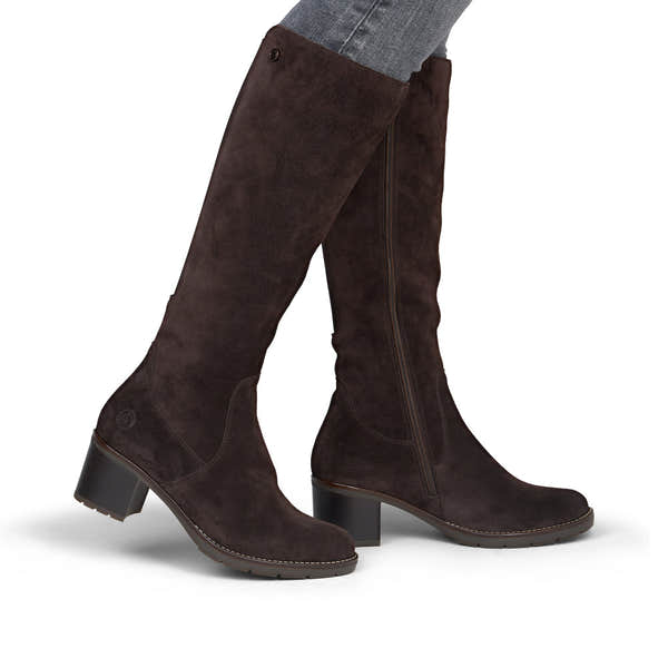 Remonte D2A78-25 women's brown leather side zip long boots, on-foot lifestyle view.
