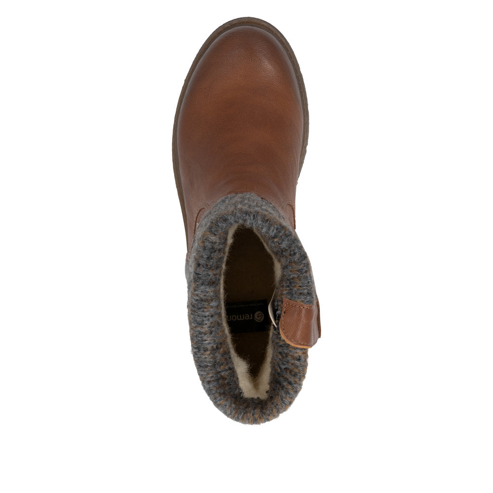 Remonte D3976-23 women's wide brown water resistant knitted cuff side zip ankle boots, top view.
