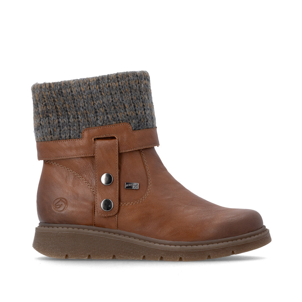 Remonte D3976-23 women's wide brown water resistant knitted cuff side zip ankle boots, opposite side view.