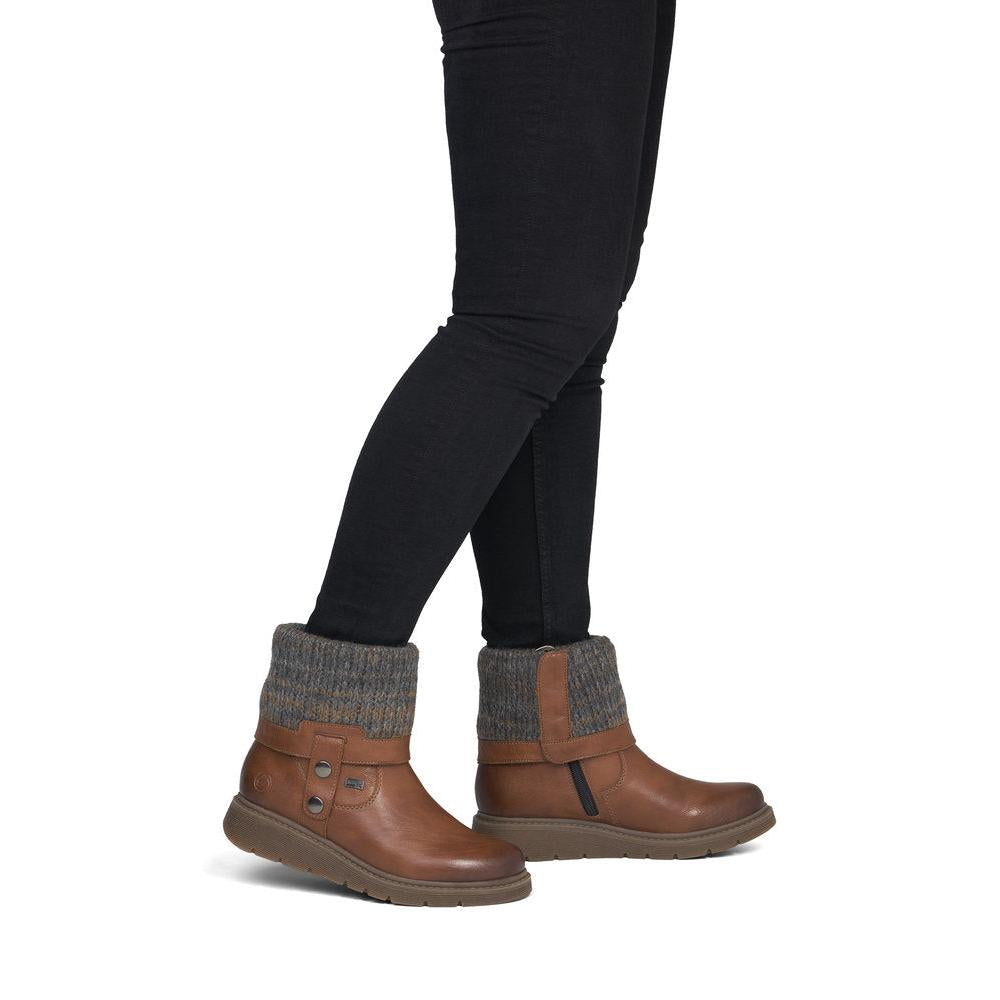 Remonte D3976-23 women's wide brown water resistant knitted cuff side zip ankle boots, on-foot lifestyle view.