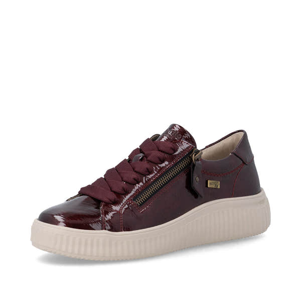Remonte D3E07-35 women's wide red water resistant vegan zip & lace shoes, front three-quarter view.