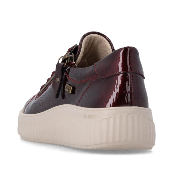 Remonte D3E07-35 women's wide red water resistant vegan zip & lace shoes, rear three-quarter view.