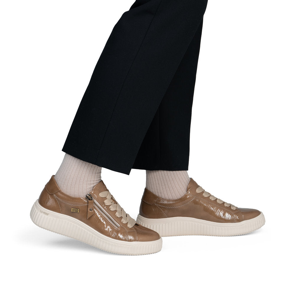 Remonte D3E07-64 women's wide brown water resistant vegan zip & lace shoes, on-foot lifestyle view.