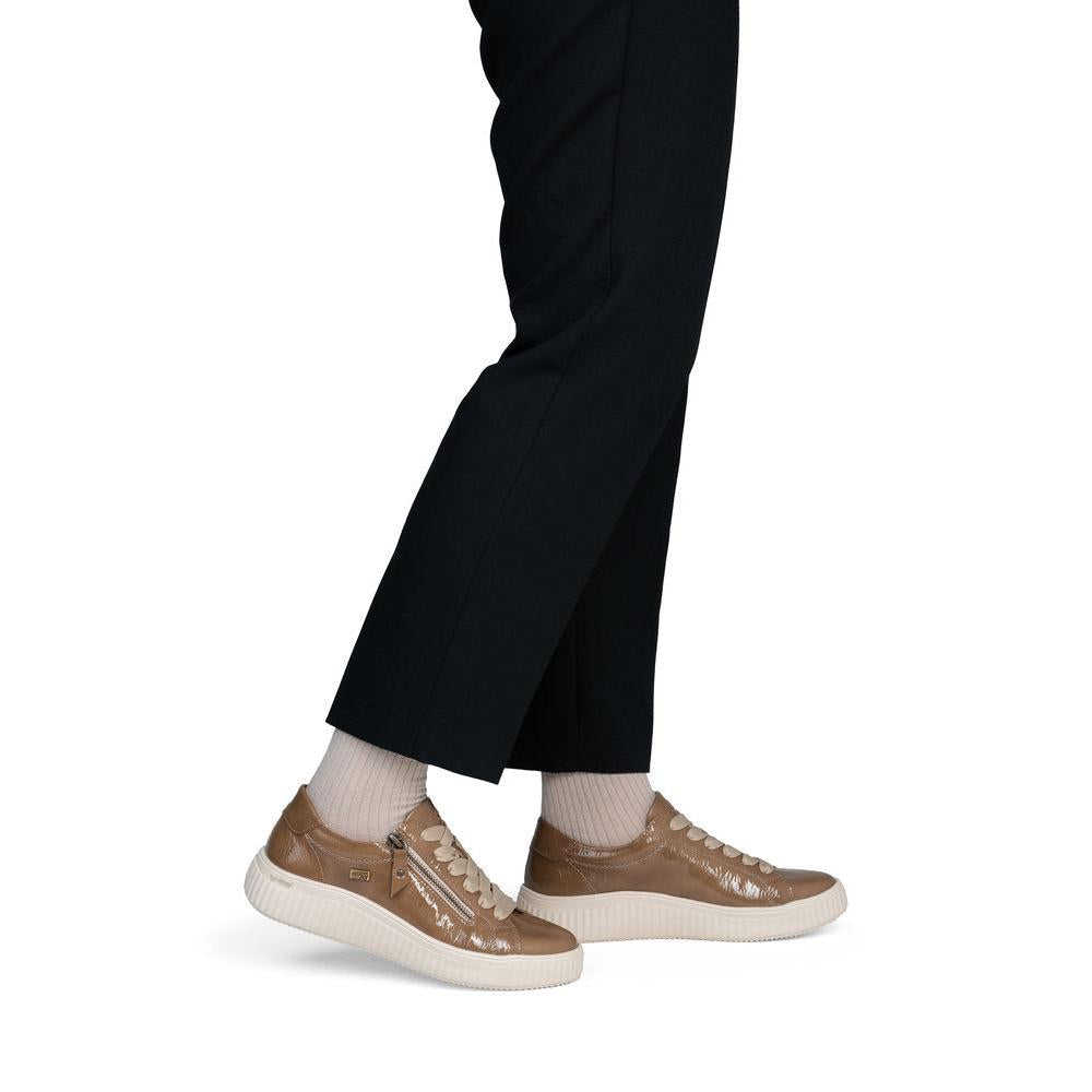 Remonte D3E07-64 women's wide brown water resistant vegan zip & lace shoes, on-foot lifestyle view.