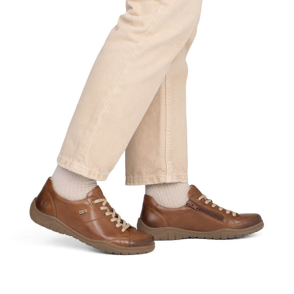Remonte D3T00-24 women's wide brown leather water resistant zip & lace shoes, on-foot lifestyle view.