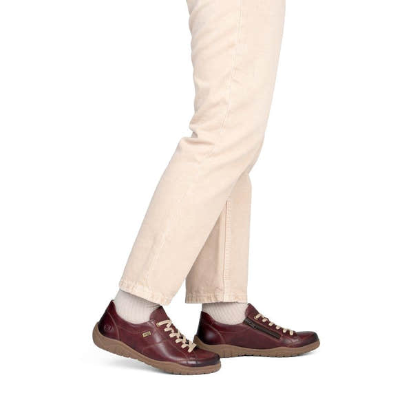Remonte D3T00-35 women's wide red leather water resistant zip & lace shoes, on-foot lifestyle view.