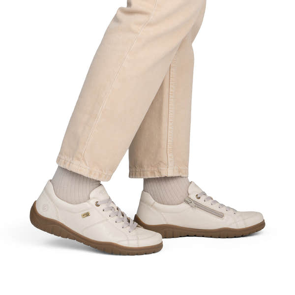 Remonte D3T00-60 women's wide beige leather water resistant zip & lace shoes, on-foot lifestyle view.