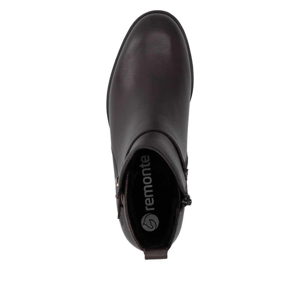 Remonte D3U72-25 women's wide brown leather side zip ankle boots, top view.