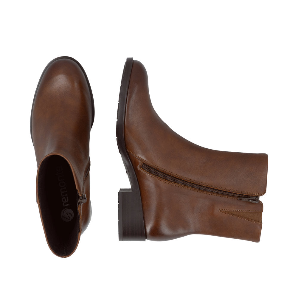 Remonte D3U73-22 women's wide brown leather side zip ankle boots, two-angle product view.