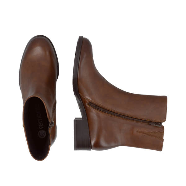 Remonte D3U73-22 women's wide brown leather side zip ankle boots, two-angle product view.
