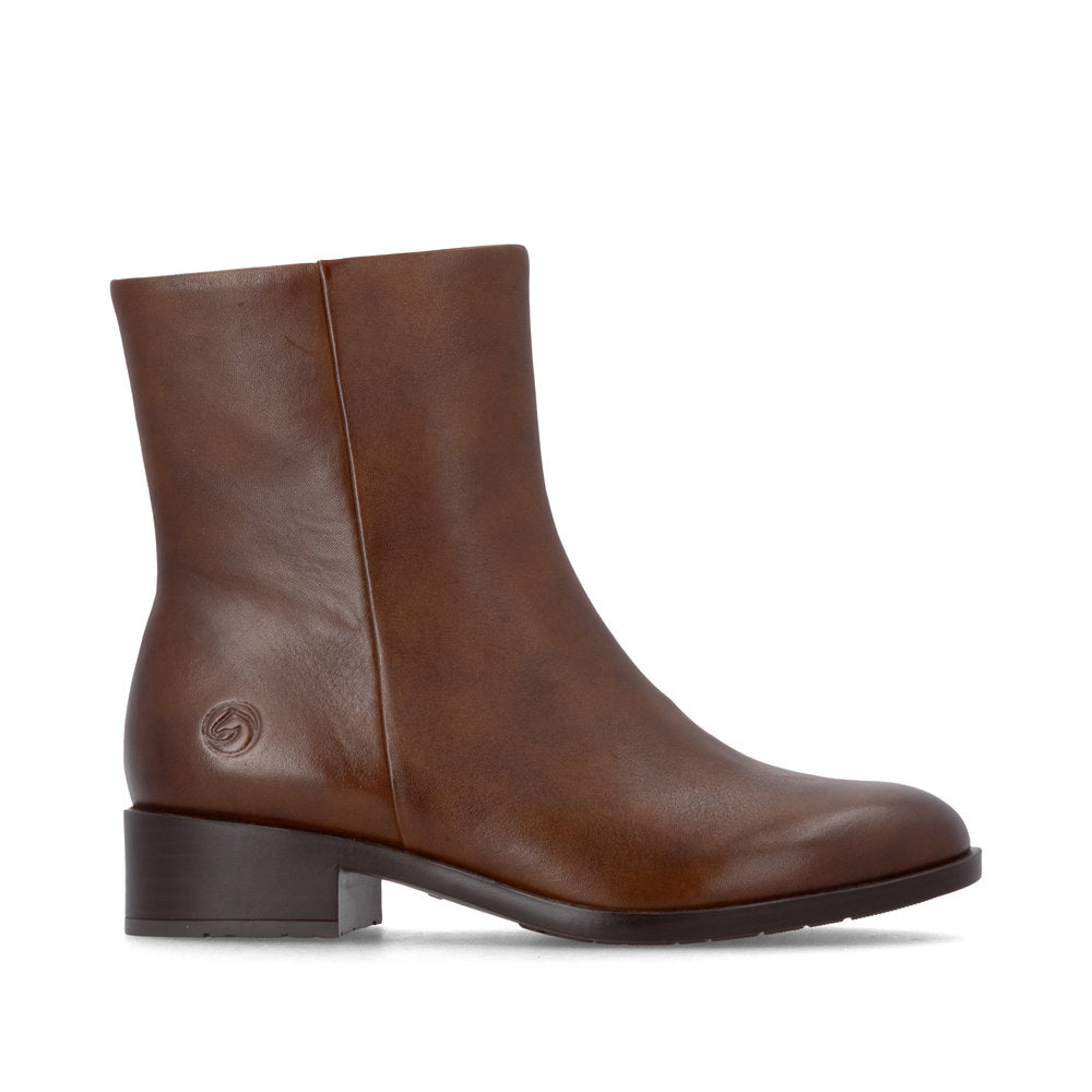 Remonte D3U73-22 women's wide brown leather side zip ankle boots, opposite side view.