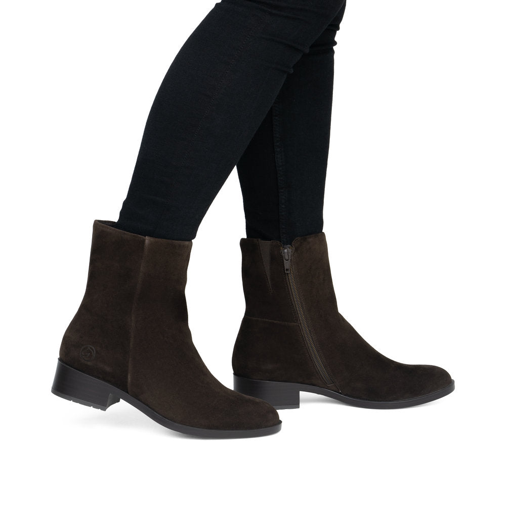 Remonte D3U73-25 women's wide brown suede side zip ankle boots, on-foot lifestyle view.