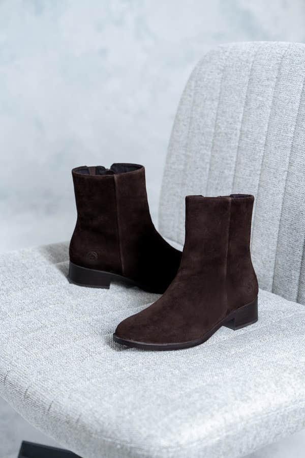 Remonte D3U73-25 women's wide brown suede side zip ankle boots, lifestyle view 1 of 20.