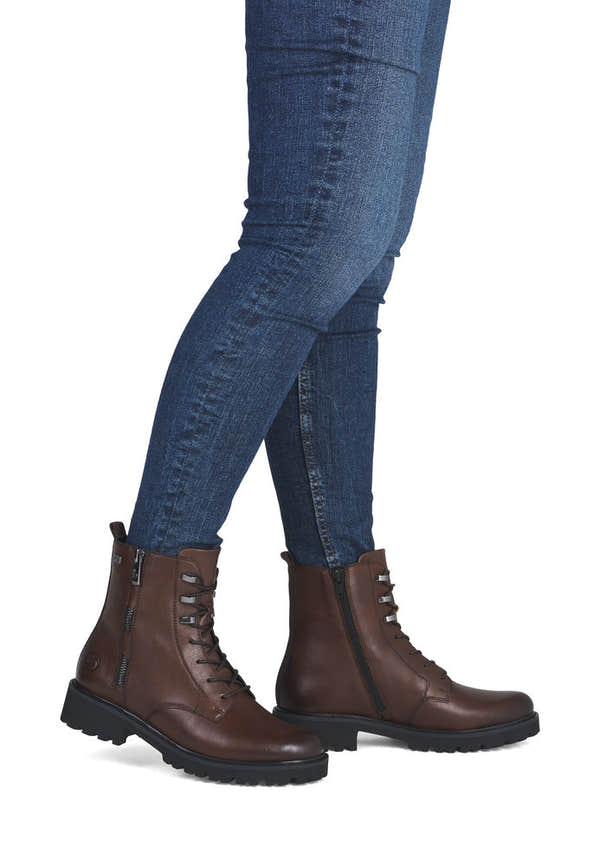 Remonte D8656-25 women's wide brown leather water resistant zip & lace ankle boots, on-foot lifestyle view.