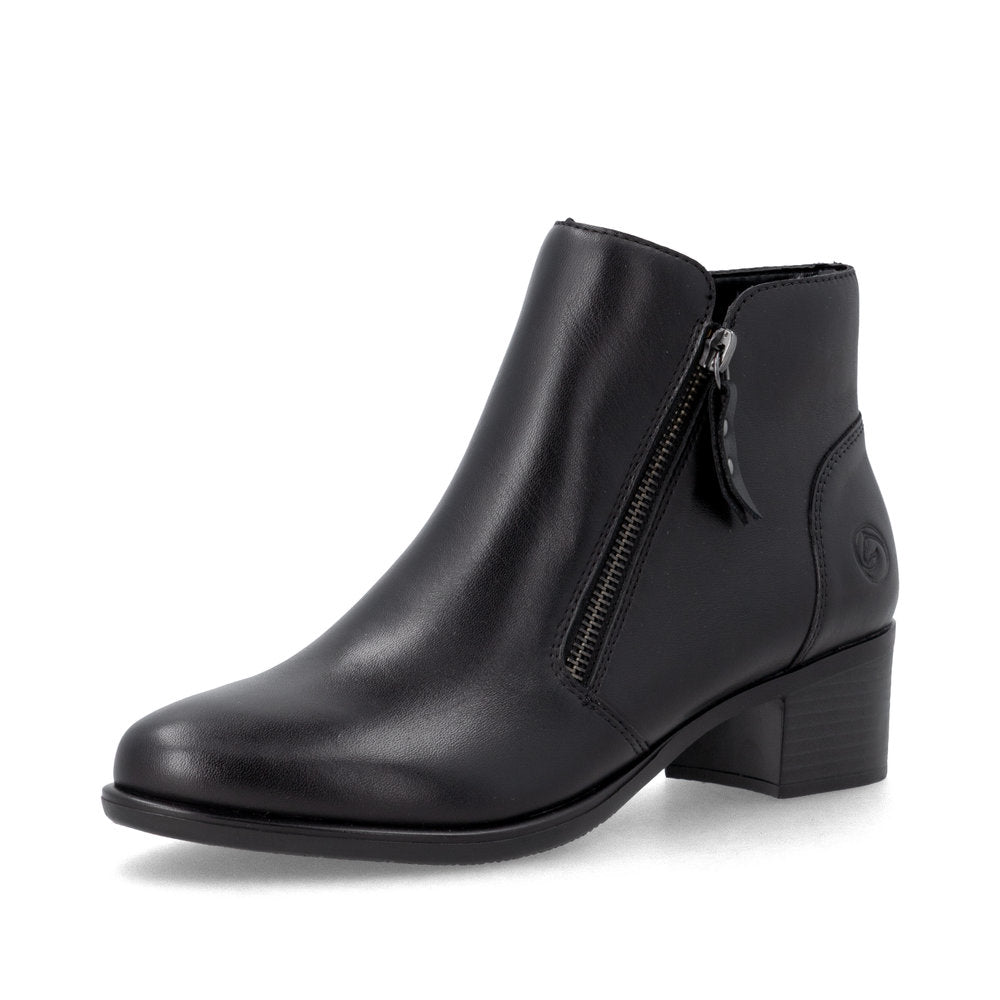 Remonte R5190-00 women's black leather side zip ankle boots, front three-quarter view.
