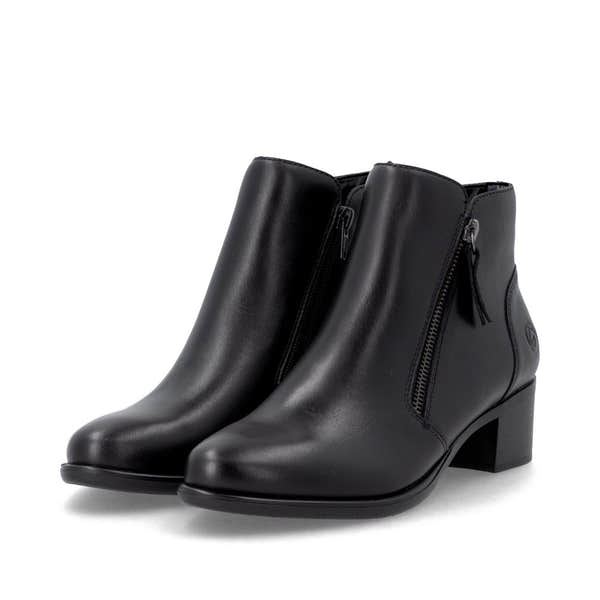 Remonte R5190-00 women's black leather side zip ankle boots, paired three-quarter view.