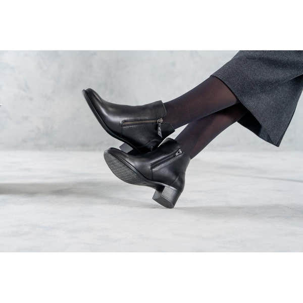 Remonte R5190-00 women's black leather side zip ankle boots, lifestyle view 5 of 8.