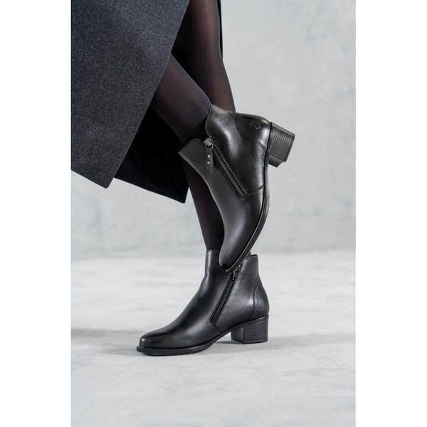 Remonte R5190-00 women's black leather side zip ankle boots, lifestyle view 8 of 8.