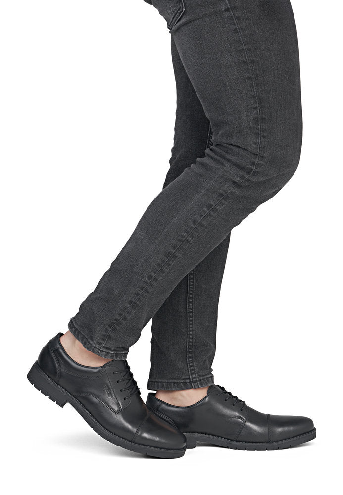 Rieker 13901-00 men's wide black leather lace up shoes, on-foot lifestyle view.