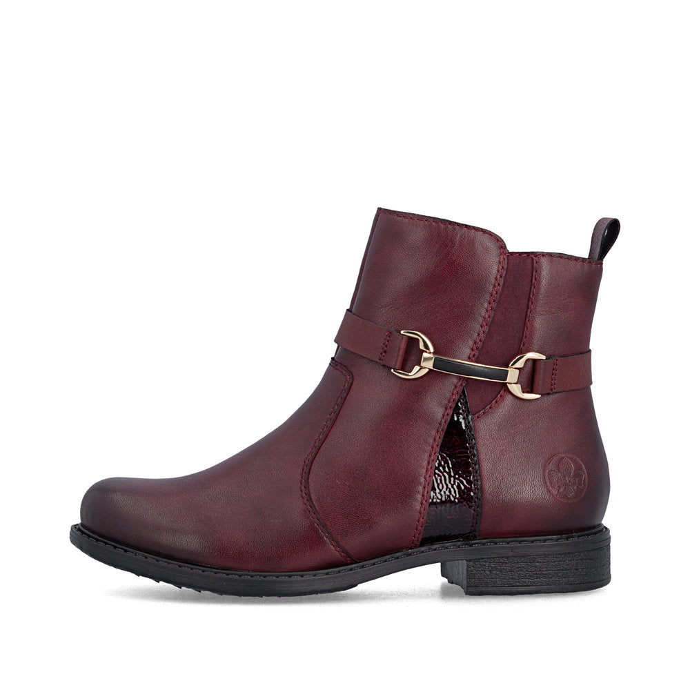 Rieker 74856-35 women's wide bordeaux leather side zip ankle boots, inner side view.
