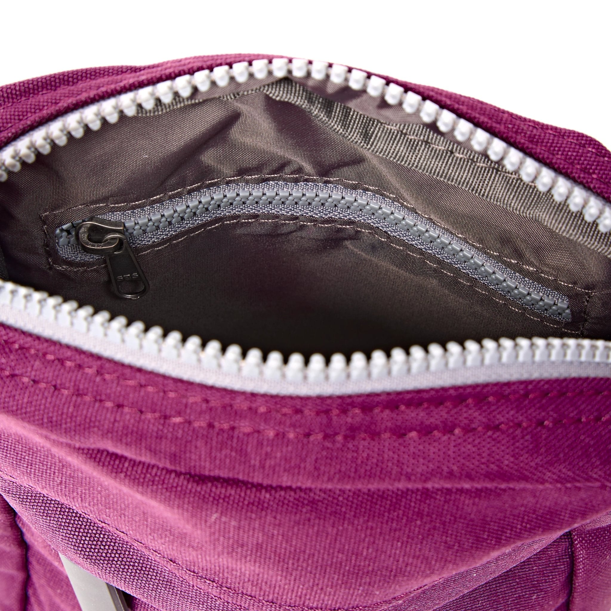 Roka Bond Cherry Lacquer Recycled Canvas One Size, second interior view.