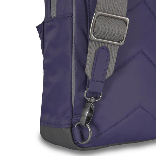 Roka Willesden B Mulberry Large Recycled Nylon, hardware detail.