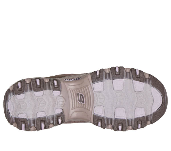 Skechers 150872 D'Lites-Modern Classic Ladies Brown Textile Shoes, sole and tread view.