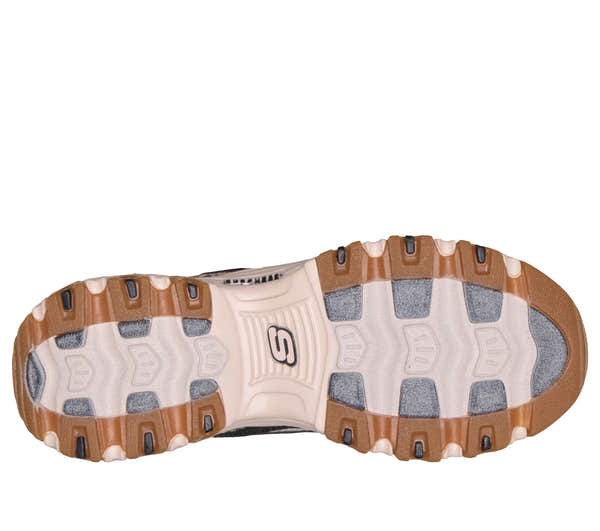 Skechers 150877 D'Lites-Wild Charm Ladies Black Textile Shoes, sole and tread view.