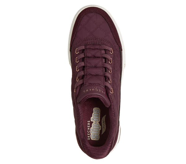 Skechers 177209 Arch Fit Arcade-Cuddle Steps Ladies Wine Cozypoly Textile Trainers, insole and footbed view.