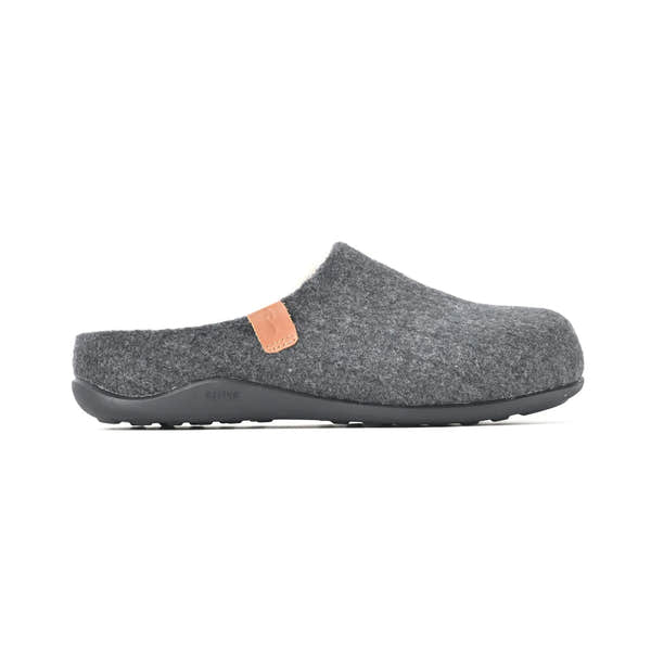 Strive Copenhagen II grey slipper, side profile showing the felt upper and low back